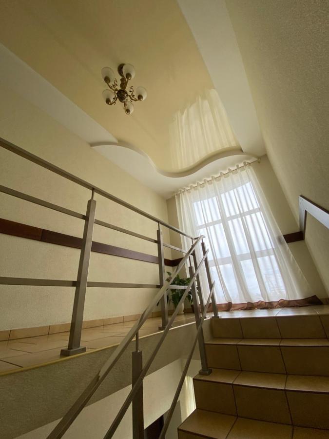Motel Sarny  Экстерьер фото